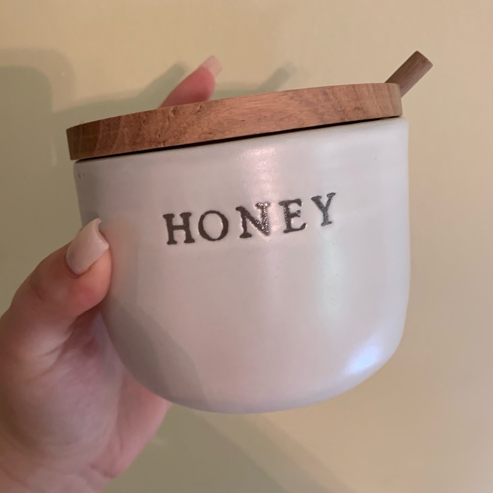 Hearth & Hand by Magnolia honey pot